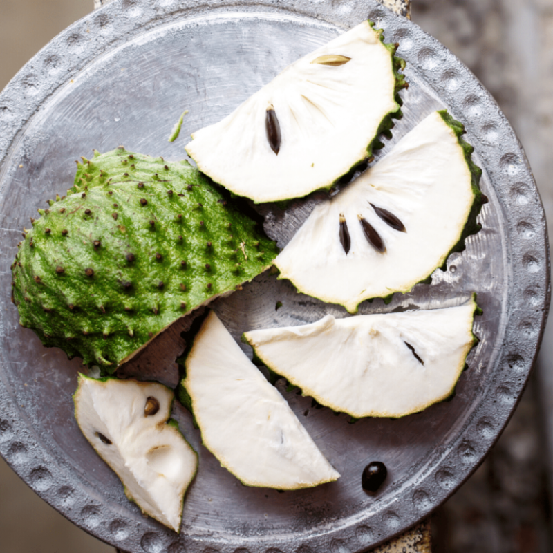 Guanabana (Anona mäkkoostnatá) kont. C10L, výška: 120 - 150 cm